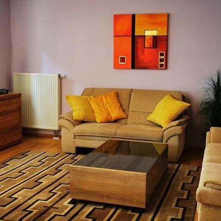 Tolle, Gemutliche, Voll Moblierte 3 Zimmer Wohnung. Μπάντεν-Μπάντεν Εξωτερικό φωτογραφία