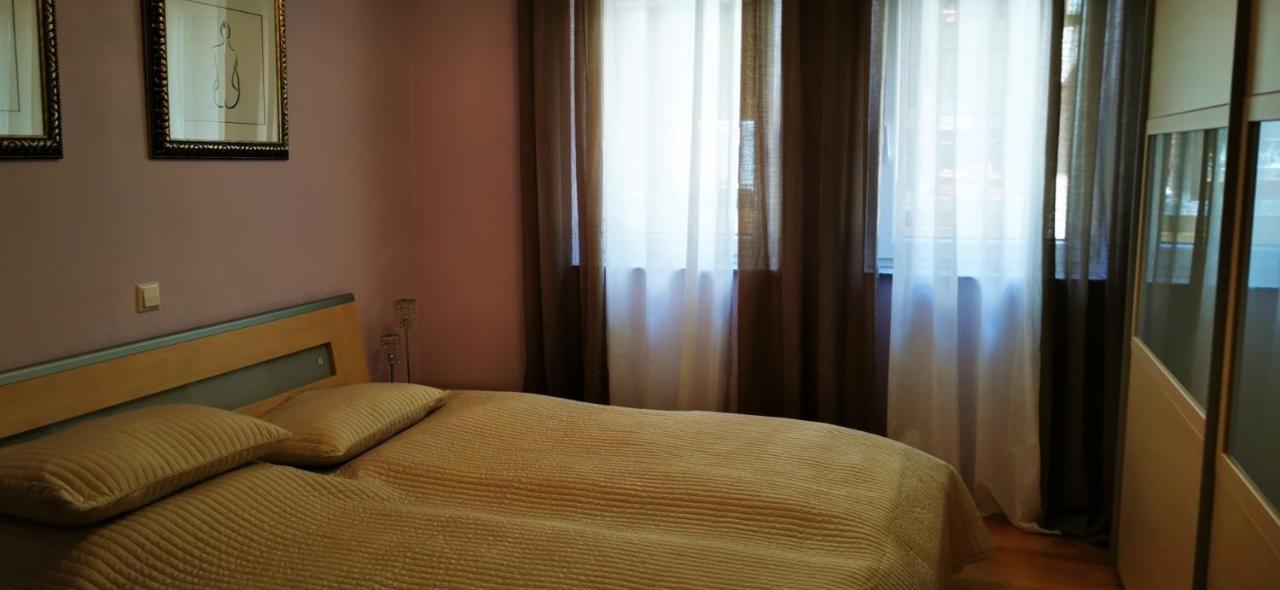 Tolle, Gemutliche, Voll Moblierte 3 Zimmer Wohnung. Μπάντεν-Μπάντεν Εξωτερικό φωτογραφία