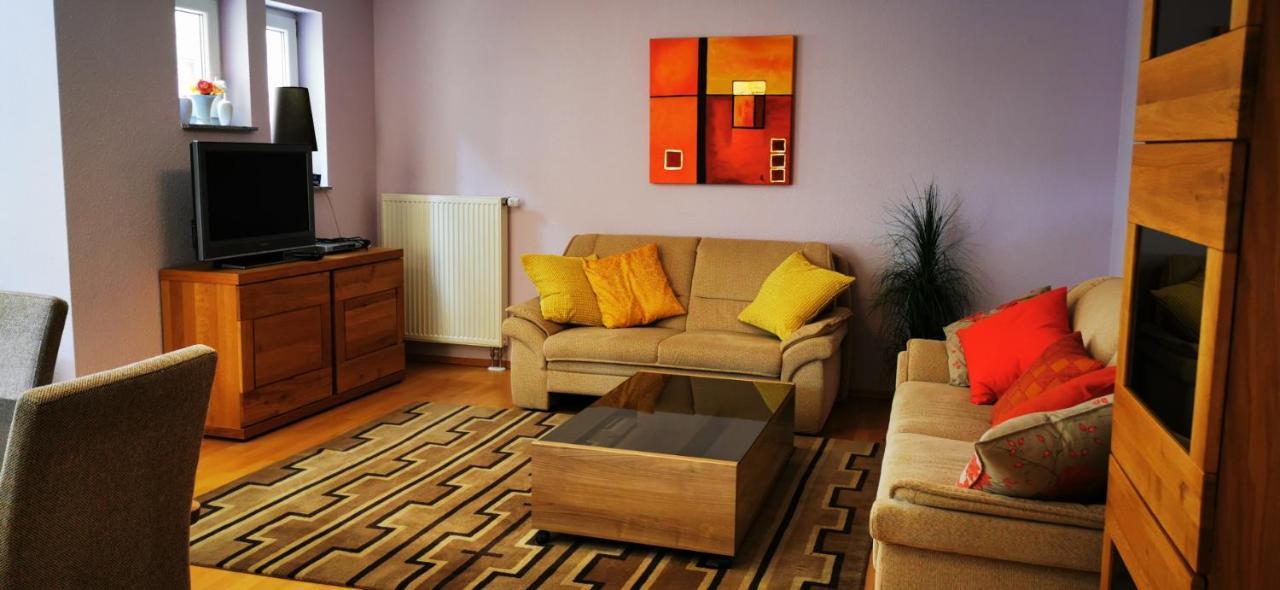 Tolle, Gemutliche, Voll Moblierte 3 Zimmer Wohnung. Μπάντεν-Μπάντεν Εξωτερικό φωτογραφία