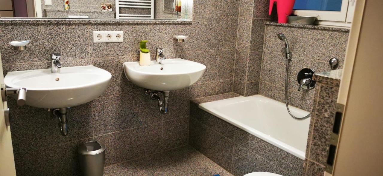 Tolle, Gemutliche, Voll Moblierte 3 Zimmer Wohnung. Μπάντεν-Μπάντεν Εξωτερικό φωτογραφία